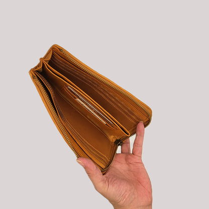 今なら先着50名様プレゼント付き！2026開運長財布★ポニーウォレット(薄型 馬革)