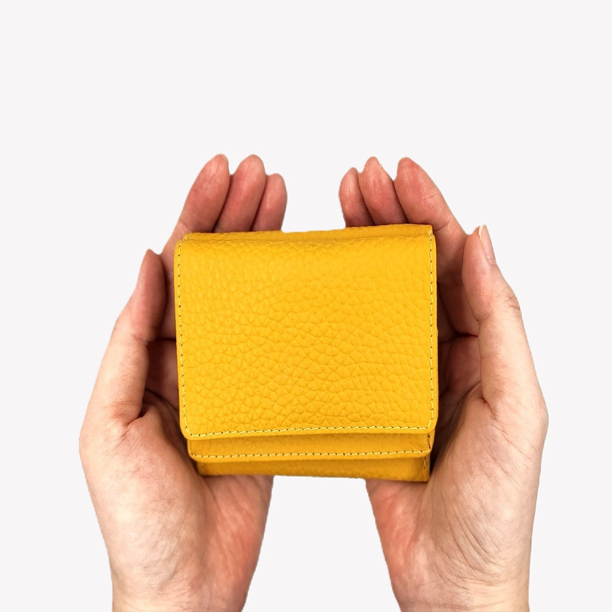 あなたの開運カラーが見つかる☆レザー三つ折り財布 – cocoloni Select