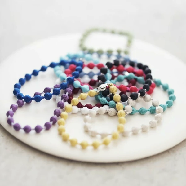 誕生石カラーに香りを纏わせる◆スフィア・プラスブレスレット