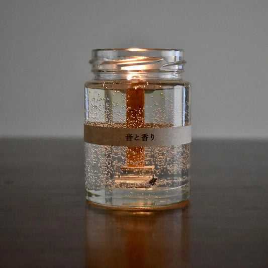 焚き火のような音が聞こえるアロマキャンドル～音と香り～